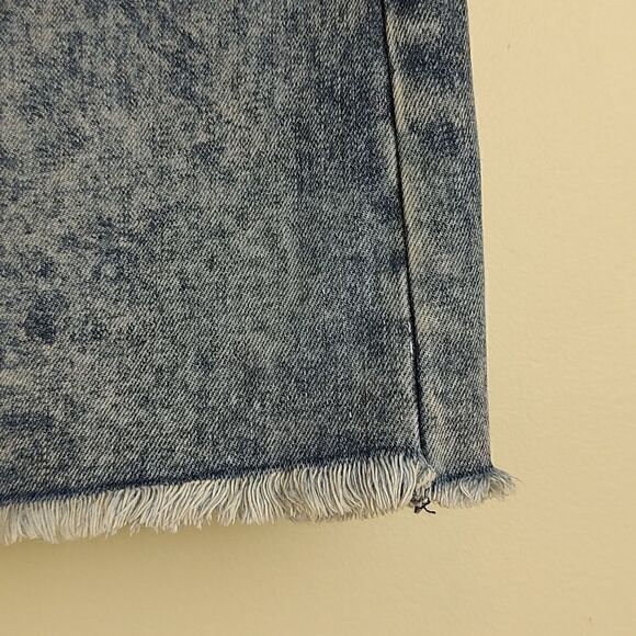 KanCan Estilo Mini Denim Skirt Frayed Hem Button Fly Size M - Picture 5 of 11